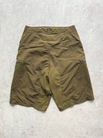 00's Oakley ventilated baggy shorts (W30/32")