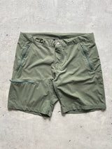 Arc'Teryx Nylon Multi Zip Shorts (W36)