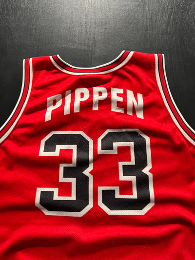 90's Chicago Bulls x Champion 'Scotty Pippen 33' Jersey (L)