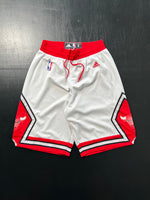 Vintage Chicago Bulls Adidas Basketball Shorts (S)