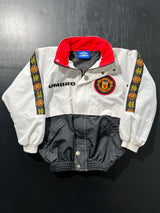 Manchester United Umbro Zip Up Track Jacket (8-9 years)