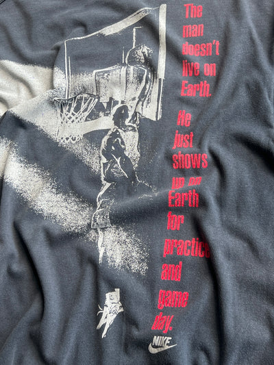 90's Nike Air Jordan 'The Man doesn't live on earth' T Shirt (L)