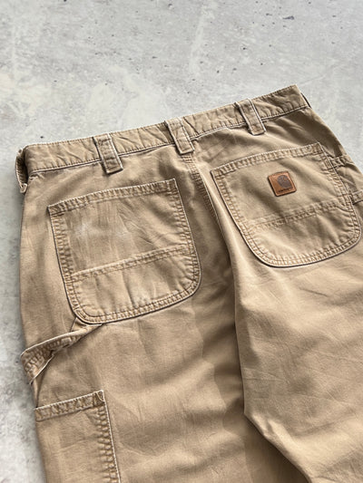 Vintage Carhartt carpenter work pants (W32 x L32)