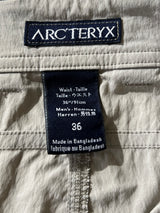 Arc'teryx nylon utility shorts (W36)